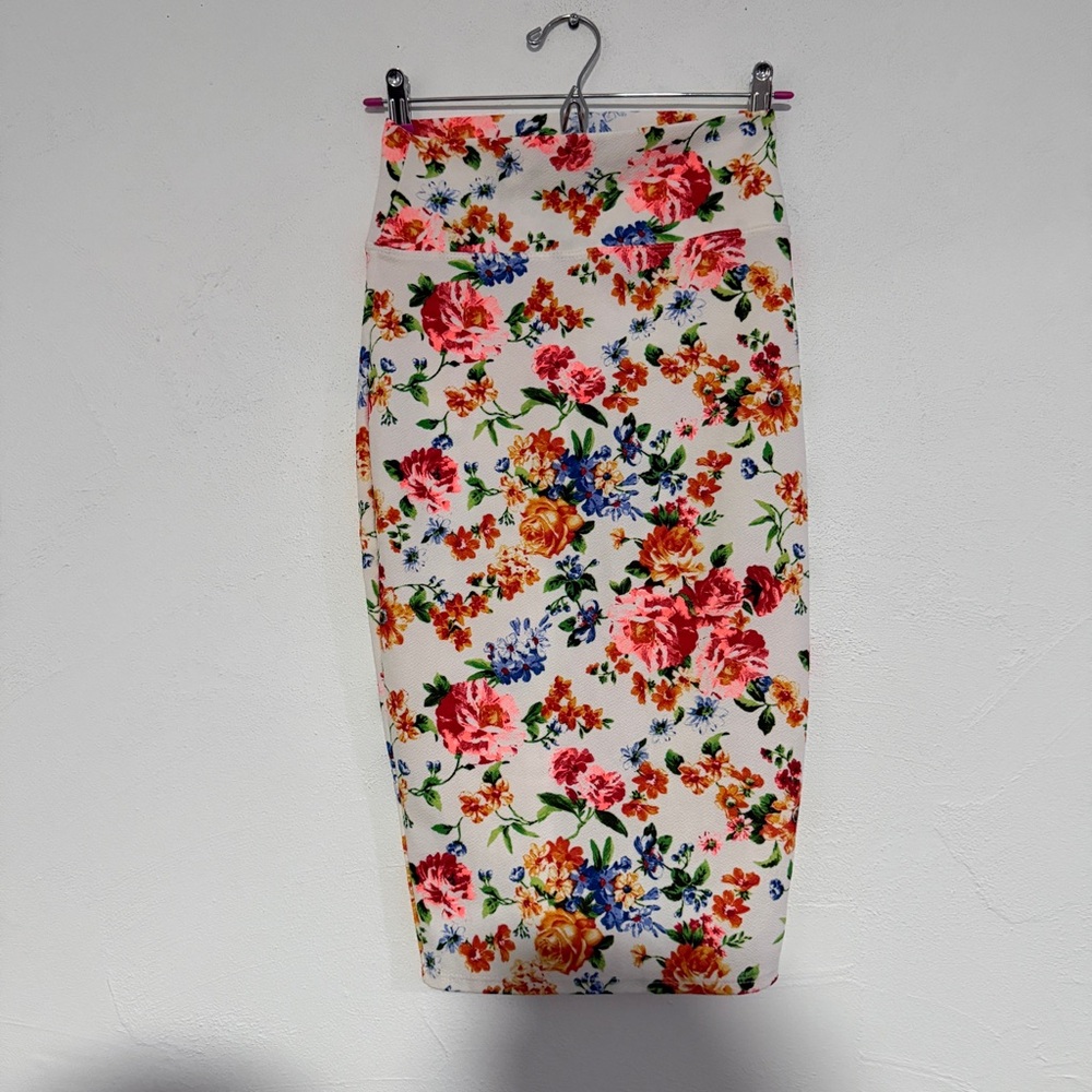 Medium Colorful Floral Pencil Skirt High Waist White